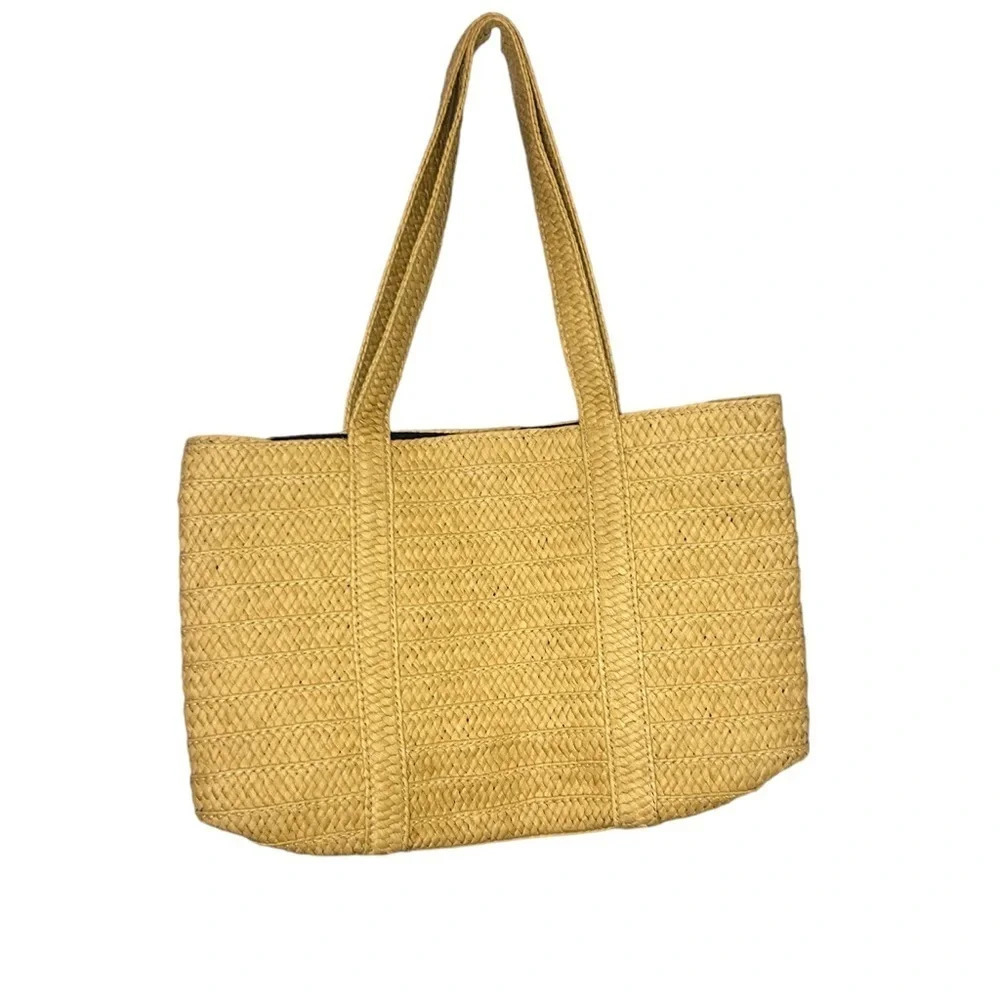Draper James Straw Tote purse magnetic tan